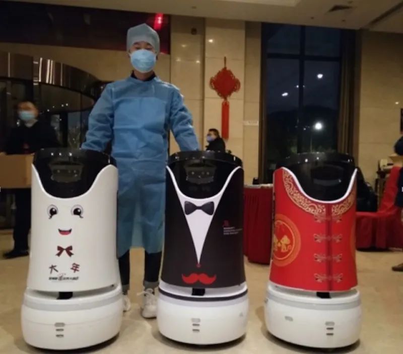 酒店机器人
