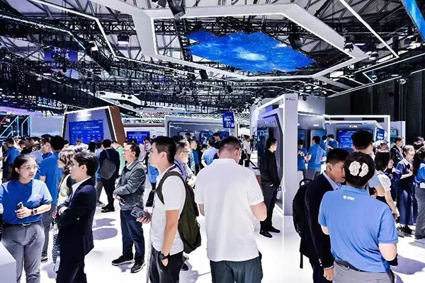 2024上海世界移动通信大会举行 开云电竞科技携手中国移动聚焦5G科技创新